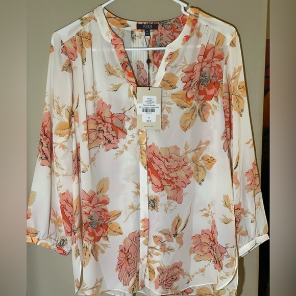 NYDJ Pintuck Floral Blouse - NWT - Picture 2 of 9
